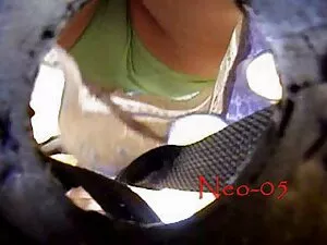 クソドライバーと変装した美しい雌犬。 女 ...